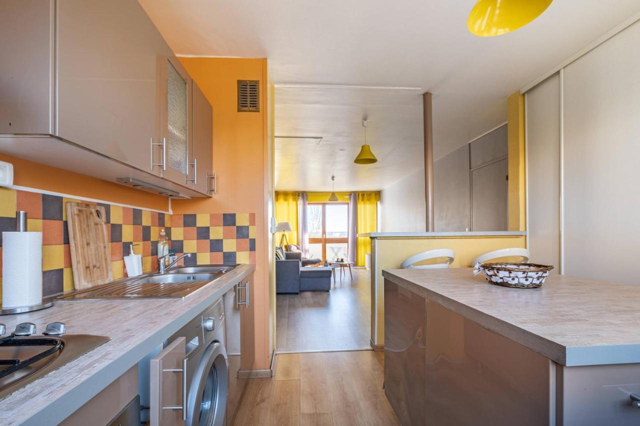 Appartement spacieux équipé avec WIFI Bourges Exterior foto
